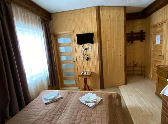 Shulc Konukevi Mizhhirya (Transcarpathia)