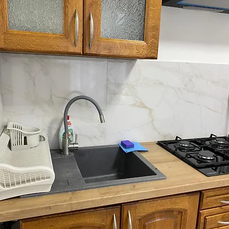 Shulc Guest house *